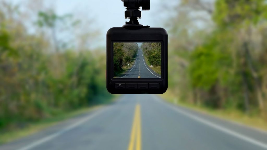 5 meilleures caméras embarquées pour voiture de course - SimRacingEvolution